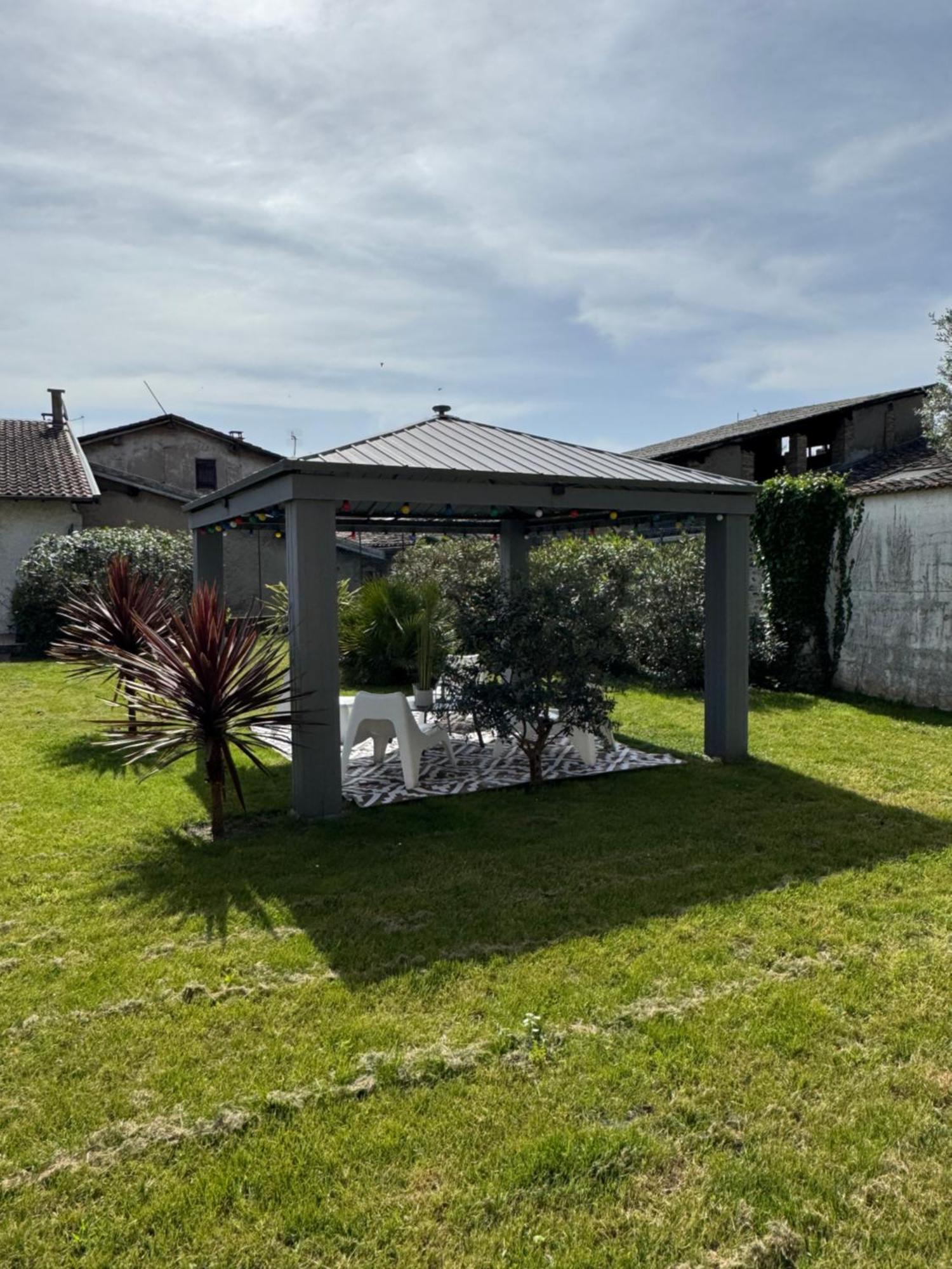 Le Charles IX Apartment Roussillon  Exterior photo
